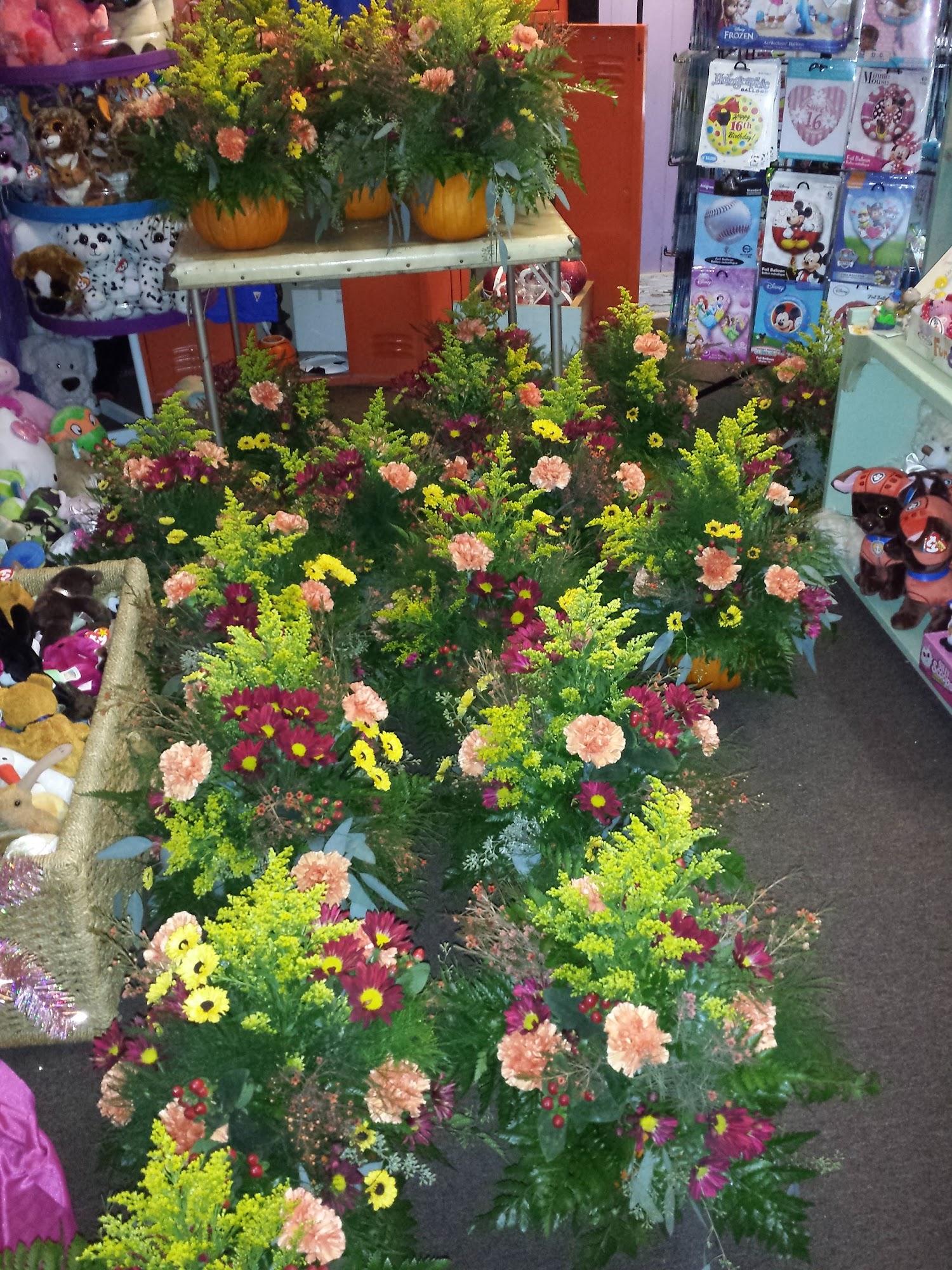 Parsons Florist 455th S Tennessee Ave, Parsons Tennessee 38363