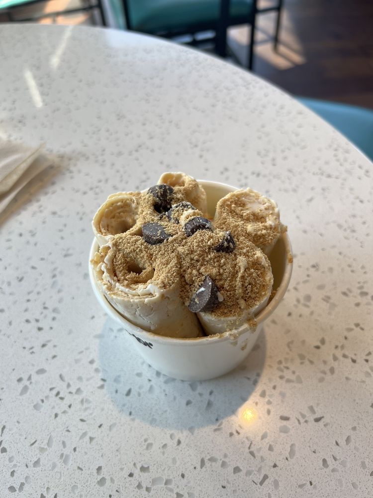 Curl de la Crème - Ice Cream