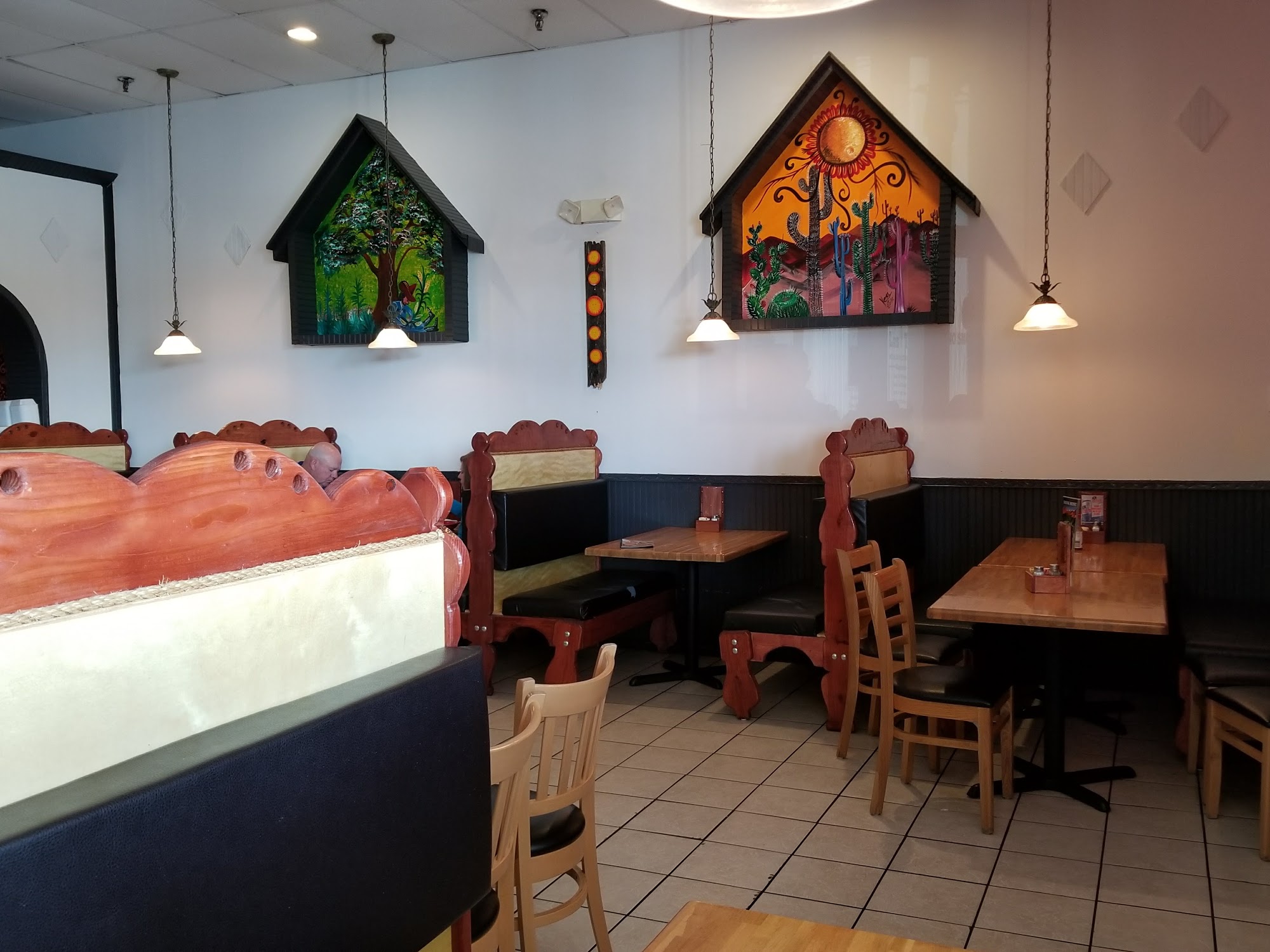 El Costal Mexican Restaurant & Grill