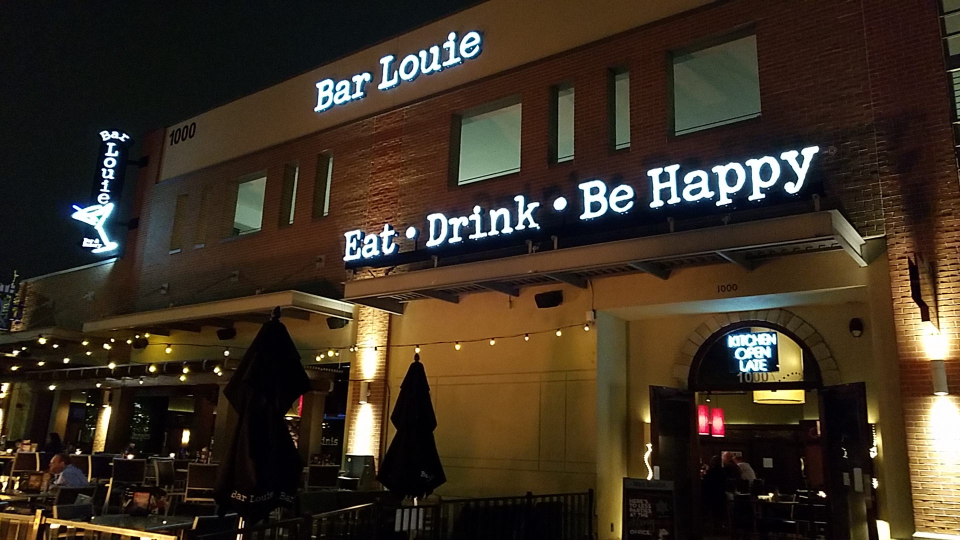 Bar Louie - The Village at Allen