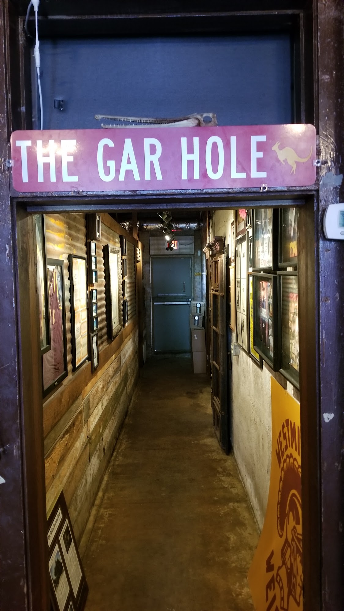 Gar Hole