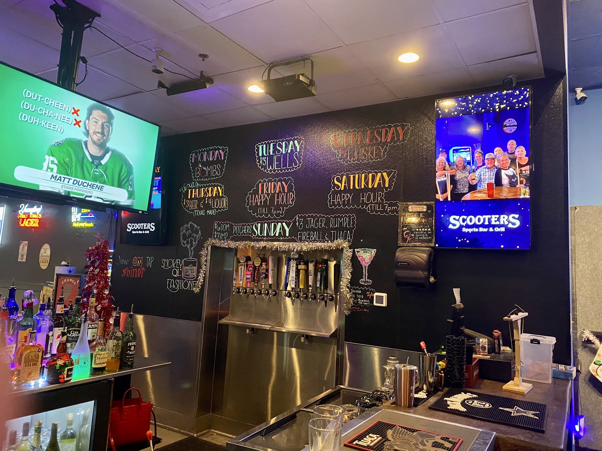 Scooters Sports Bar & Grill