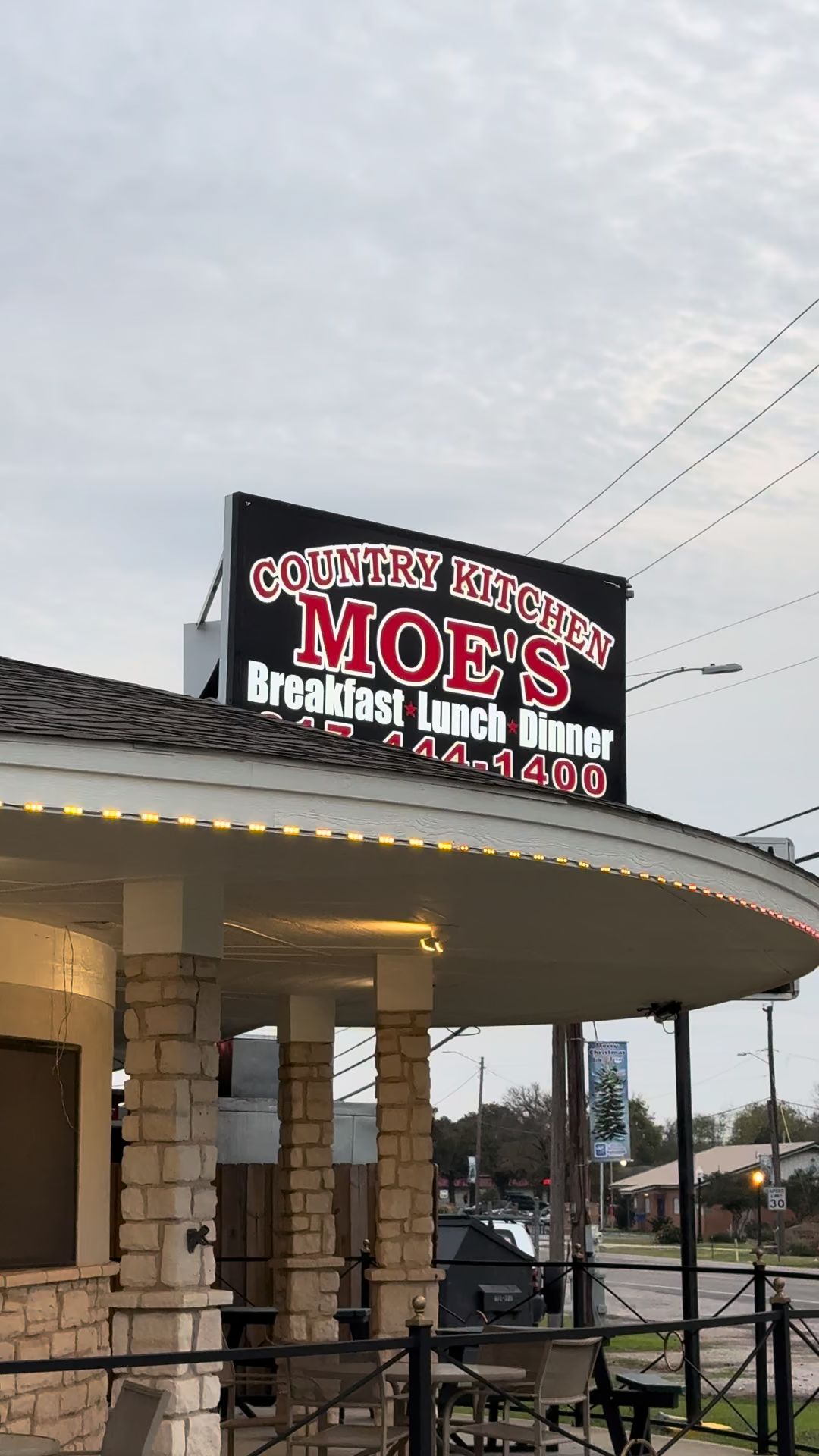 Moe's Country Kitchen