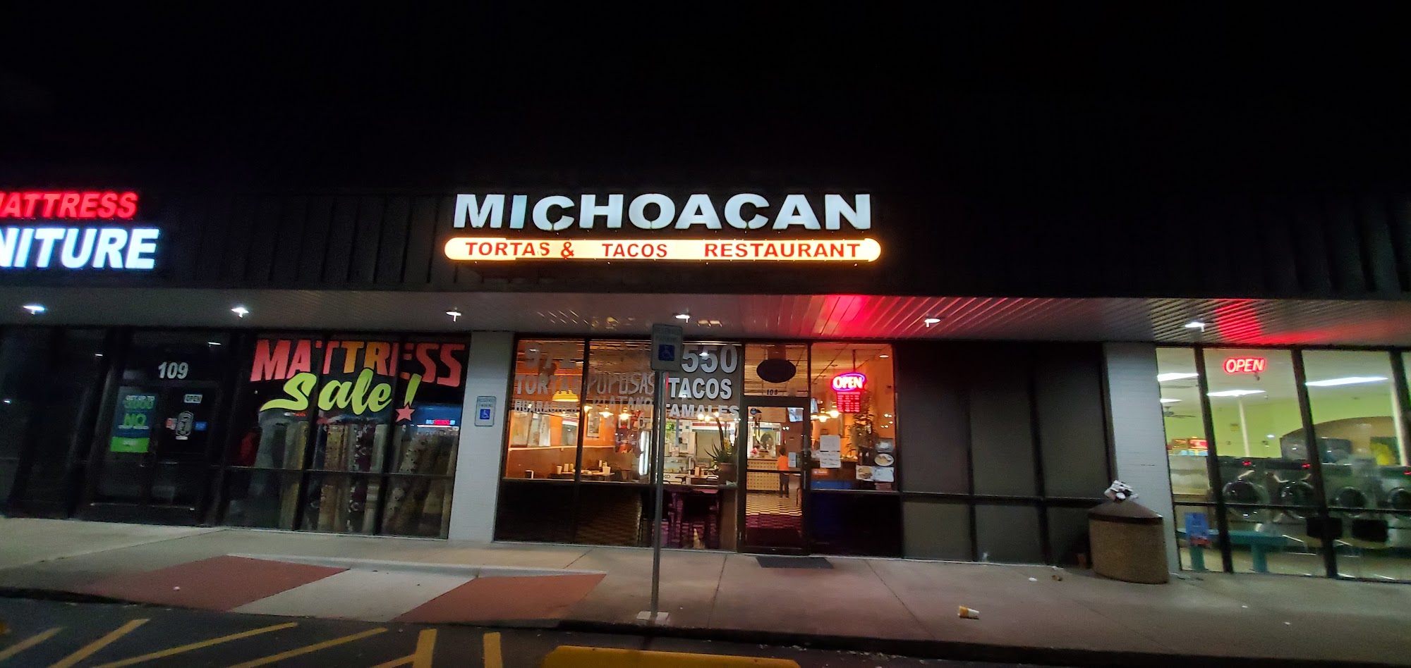 Michoacan Tortas & Pupusas