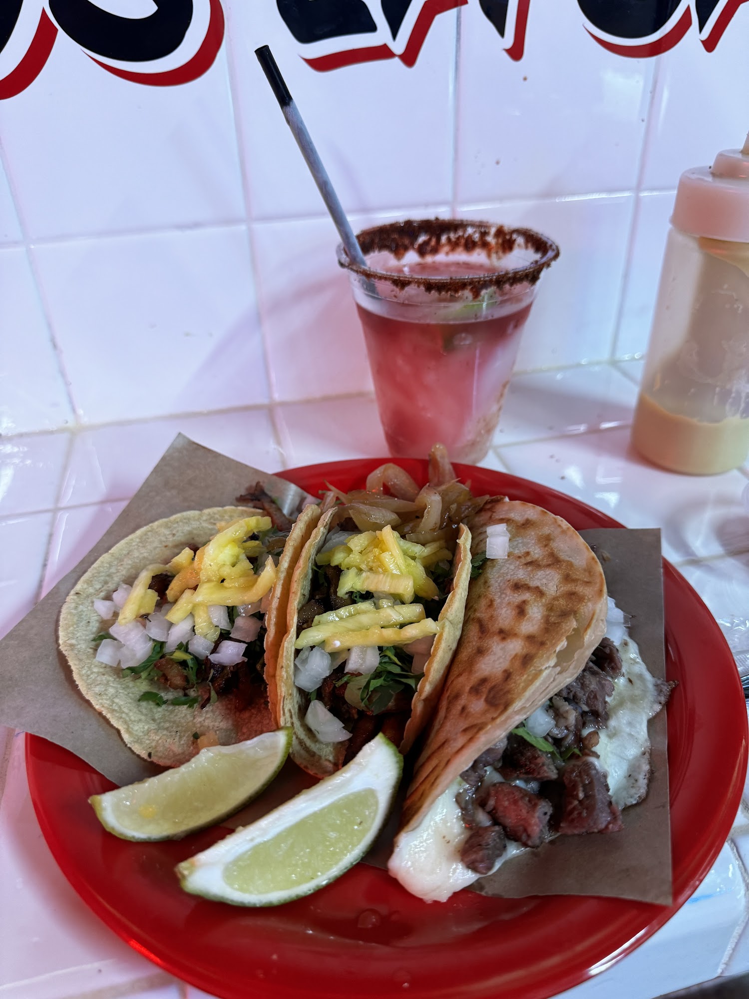 Chilangos Tacos