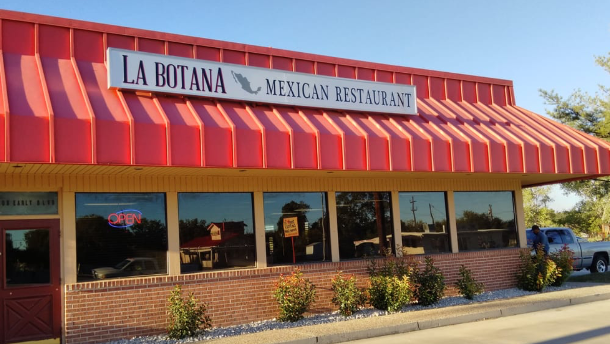 La Botana Mexican Grill & Tequila Bar