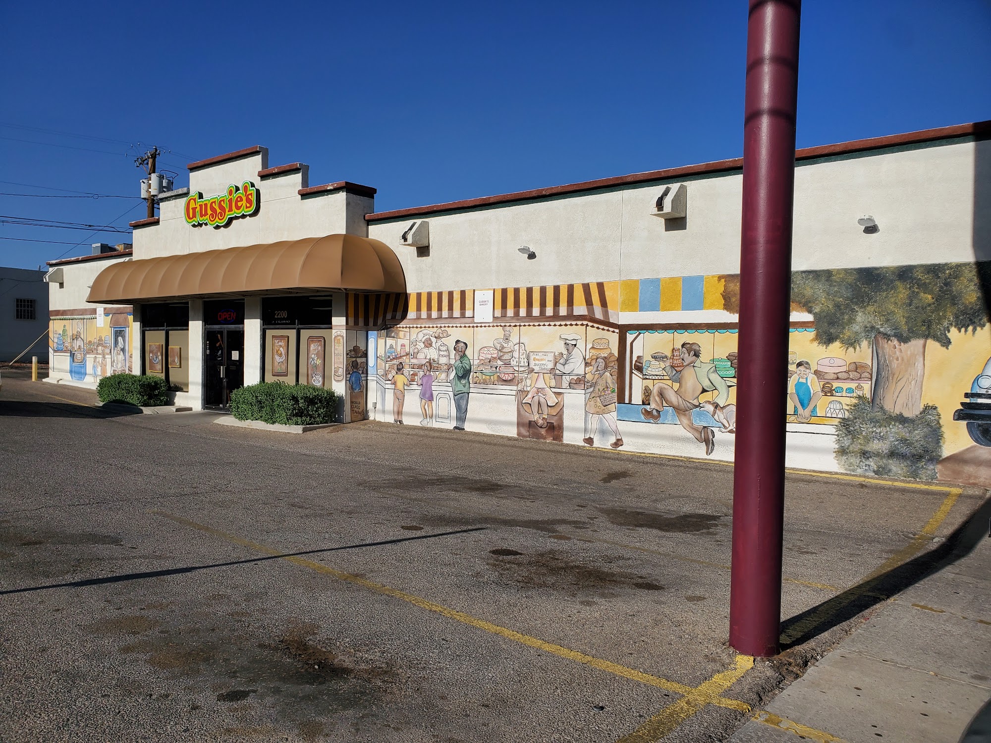 Gussie's Tamales & Bakery