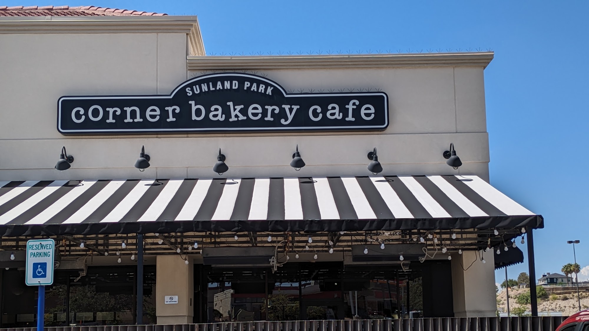 Corner Bakery Cafe