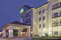 La Quinta Inn & Suites by Wyndham DFW Airport West - Euless