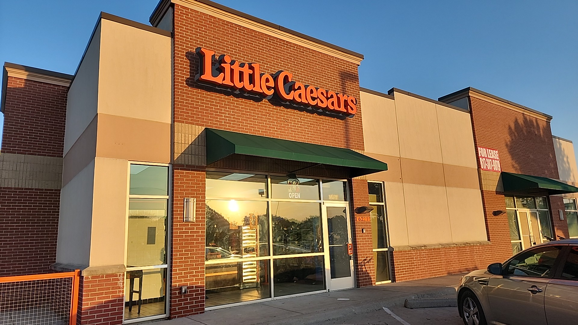 Little Caesars Pizza