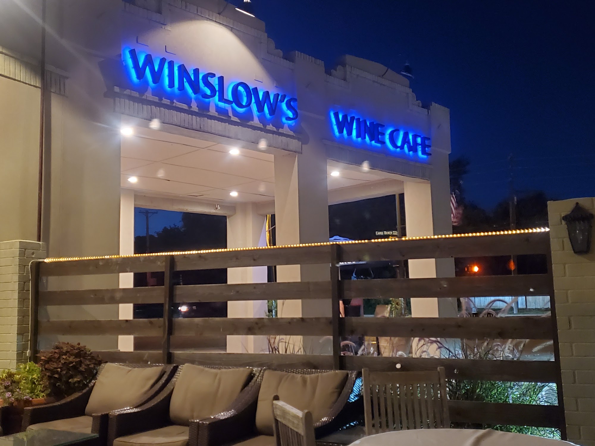 Winslow's Wine Cafe