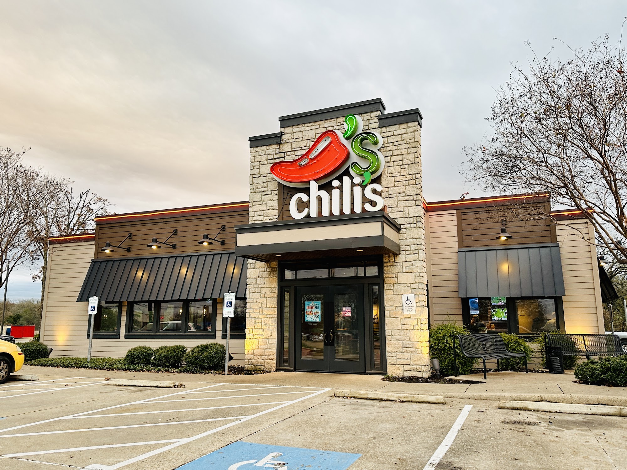 Chili's Grill & Bar