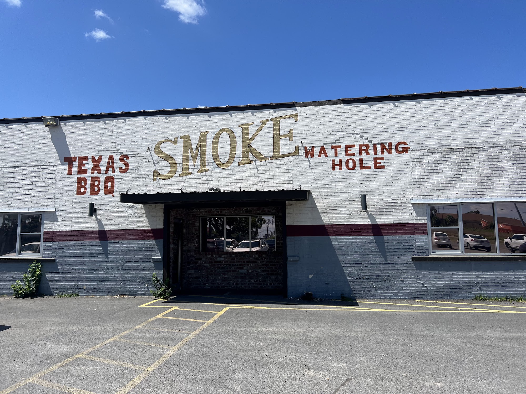 SMOKE:Texas BBQ & Watering Hole