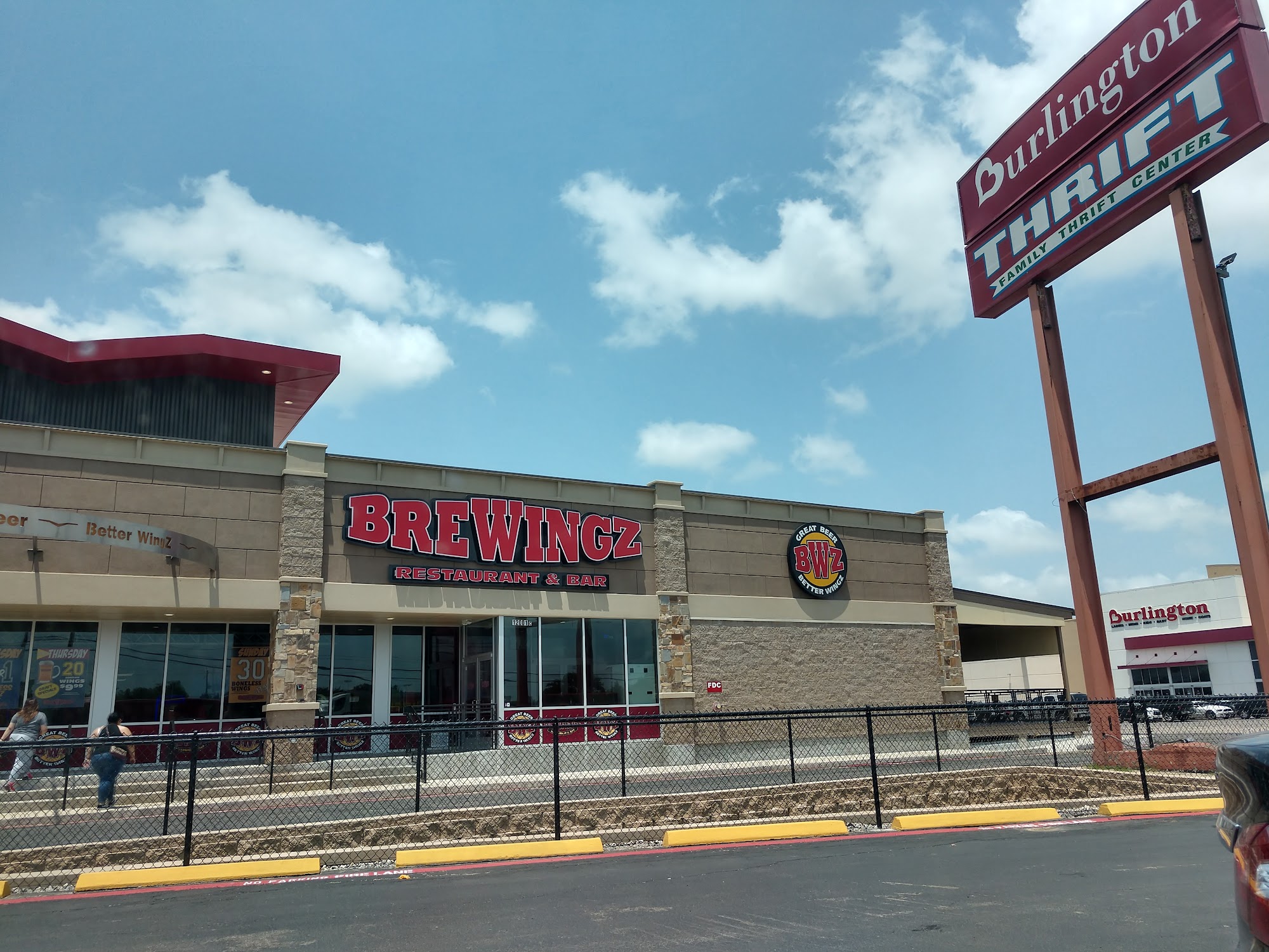 BreWingZ 12001 East Fwy Bldg C, Houston Menu, Reviews (291), Photos