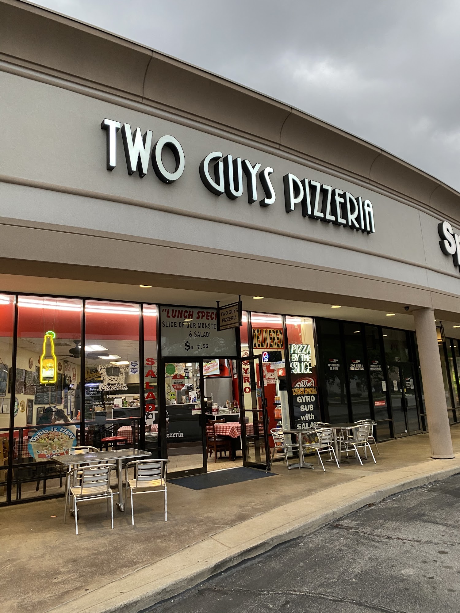 Two Guys Pizzeria