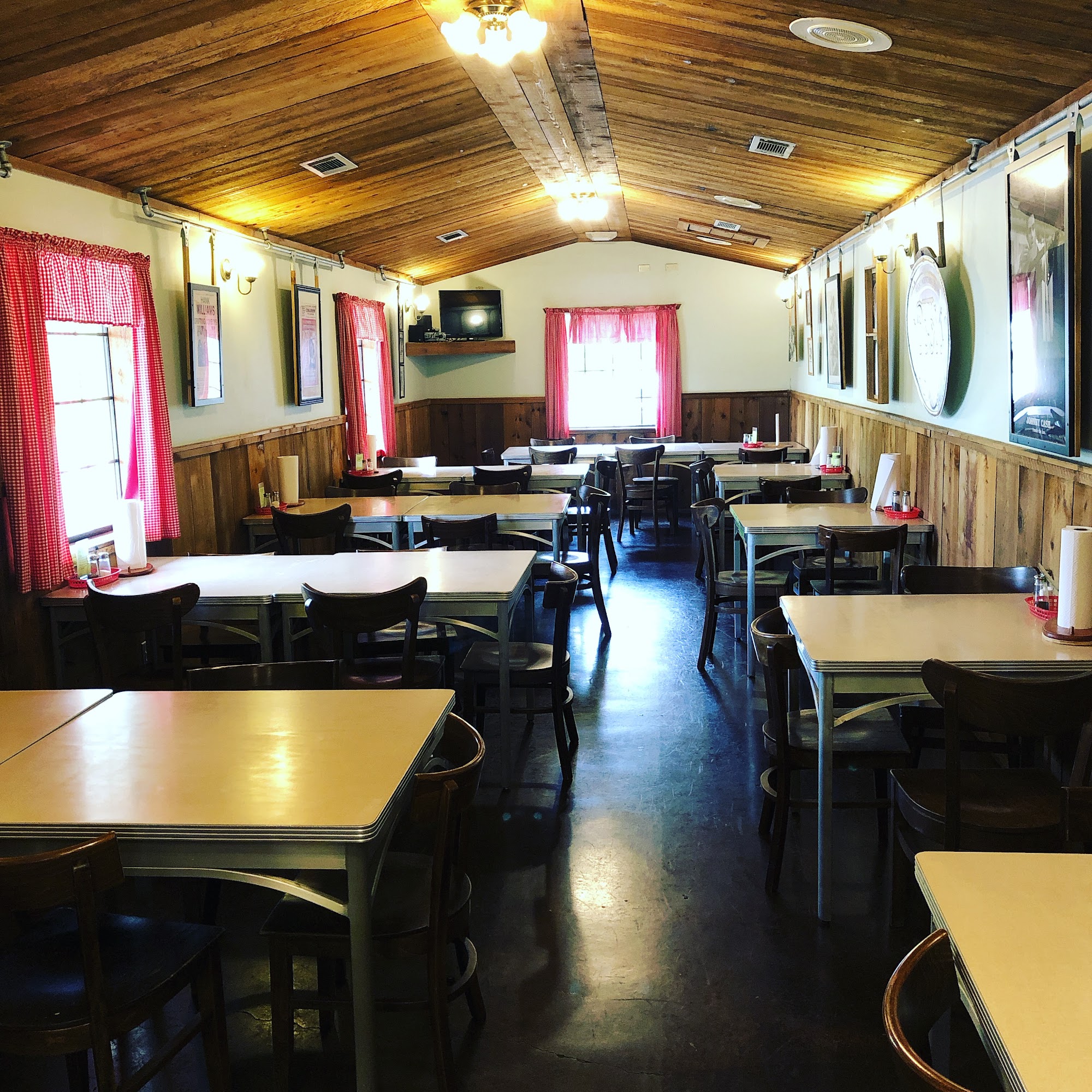 Hickory Hollow Restaurant and Catering