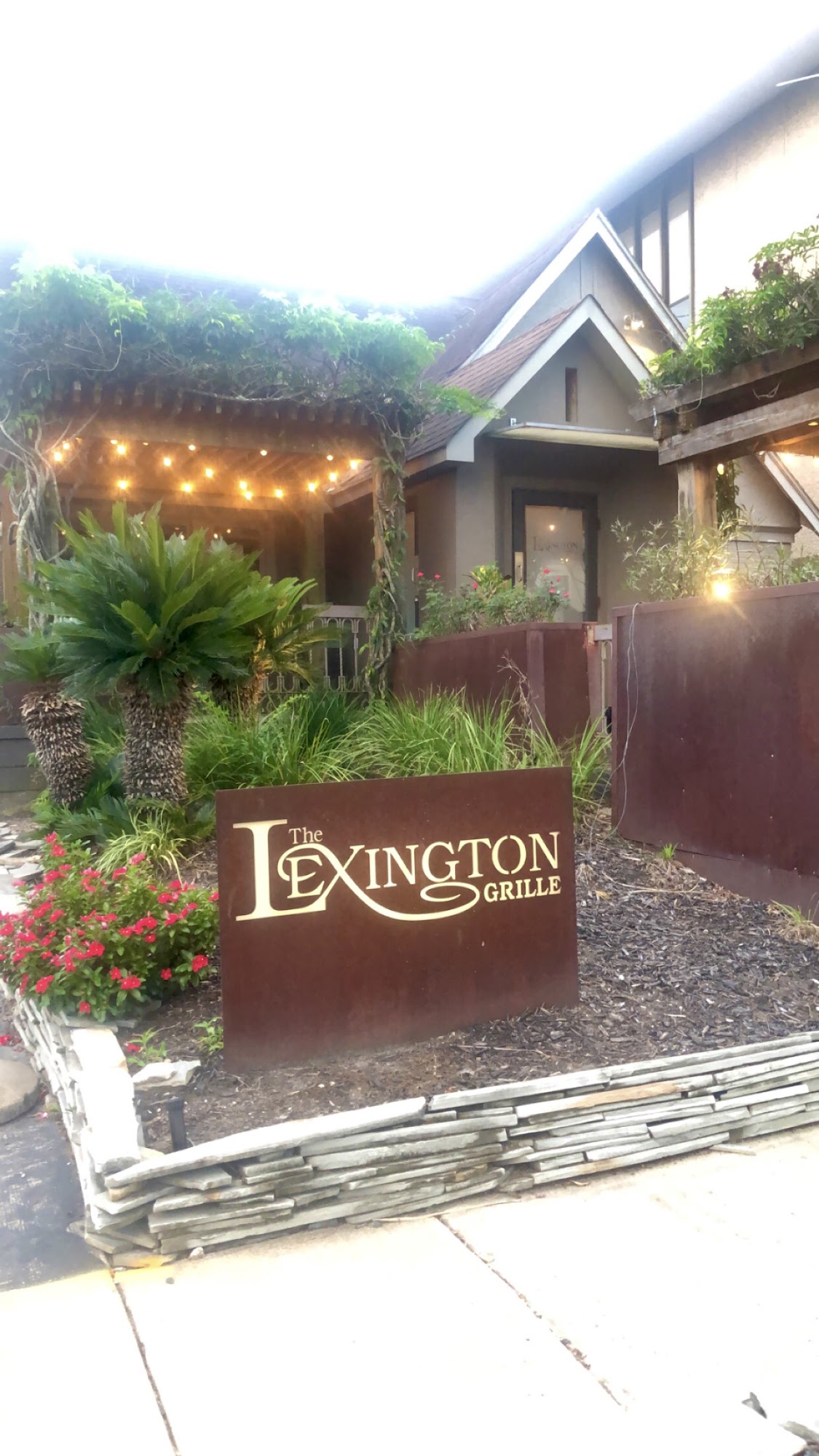 The Lexington Grille