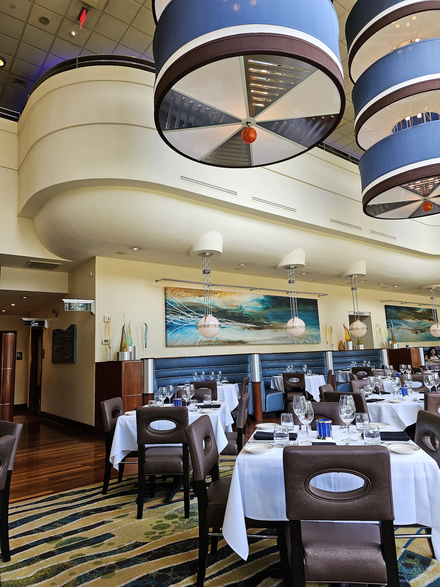 The Oceanaire Seafood Room