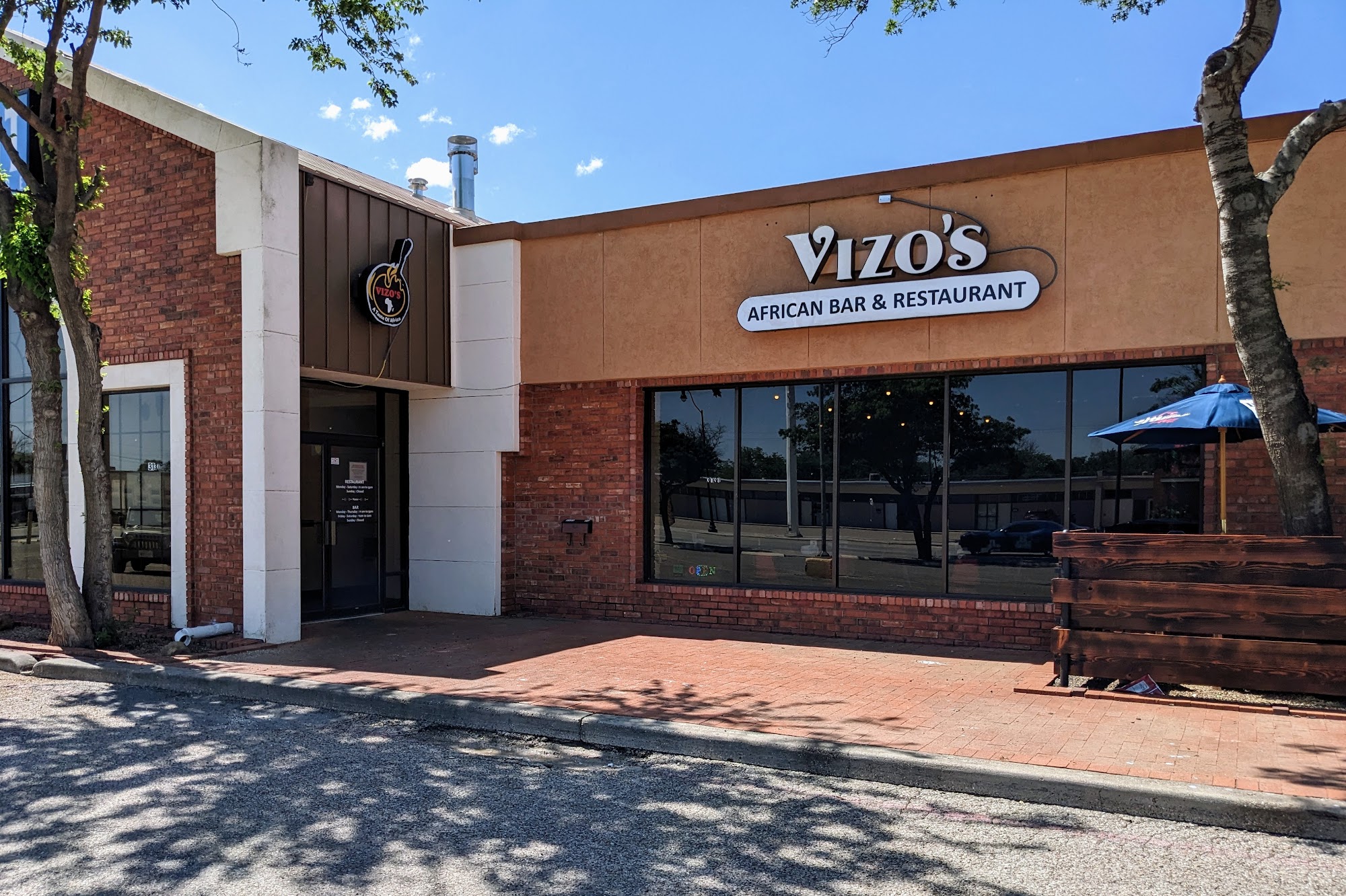 Vizo’s African Bar & Restaurant