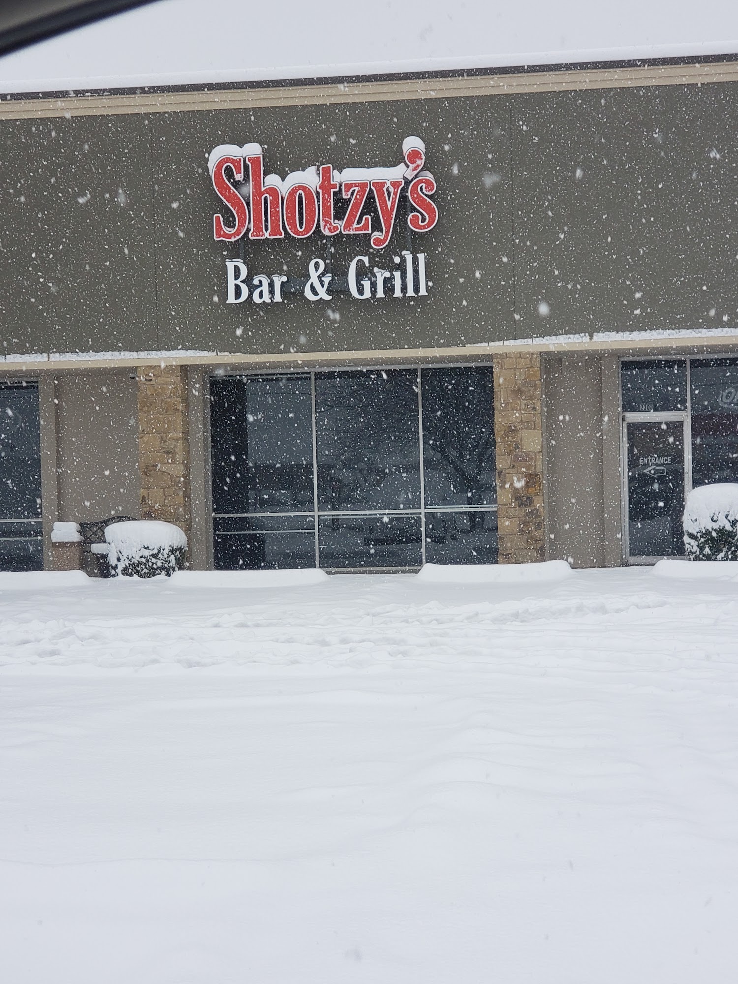 Shotzys Bar & Grill