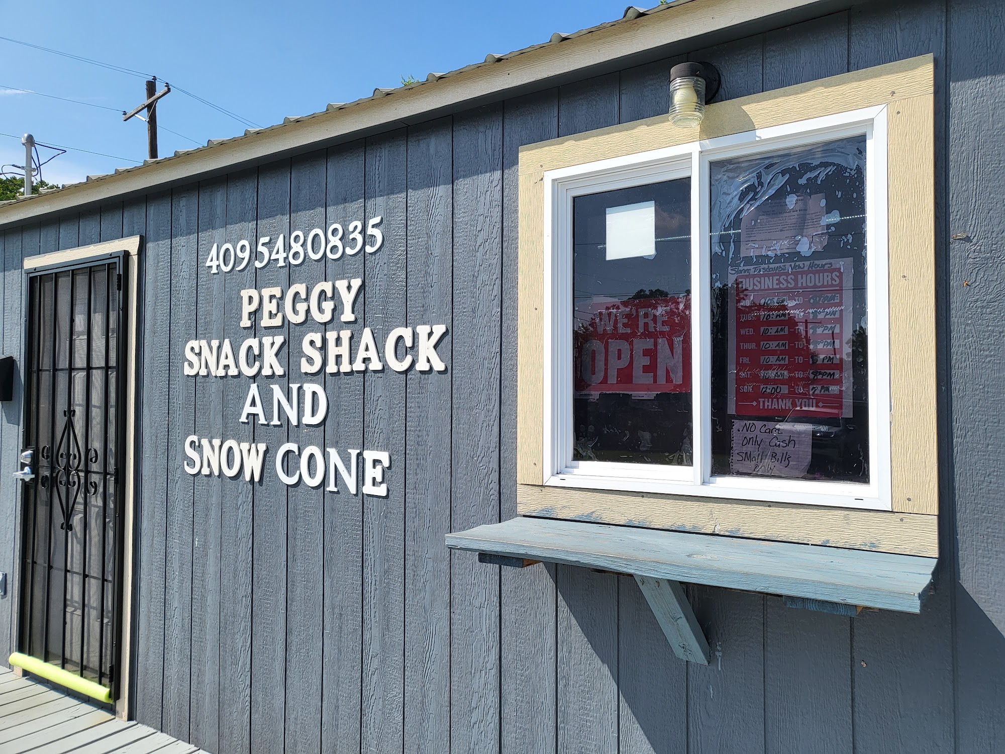 Peggy's Snack Shack & Snow Cone