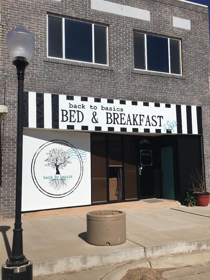 Back To Basics Bed and Breakfast & Spa 142 Main St, Quitaque Texas 79255
