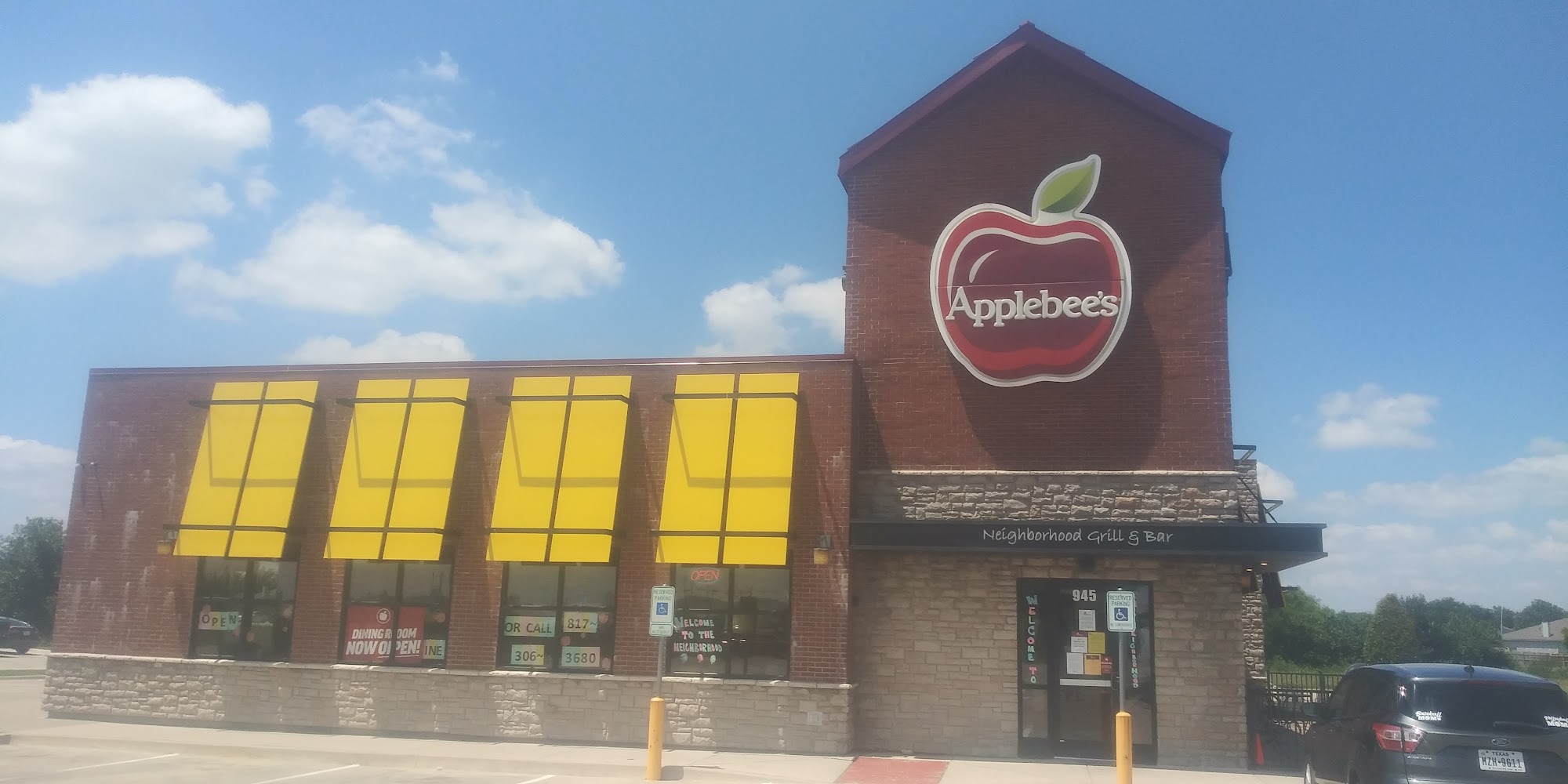 Applebee's Grill + Bar