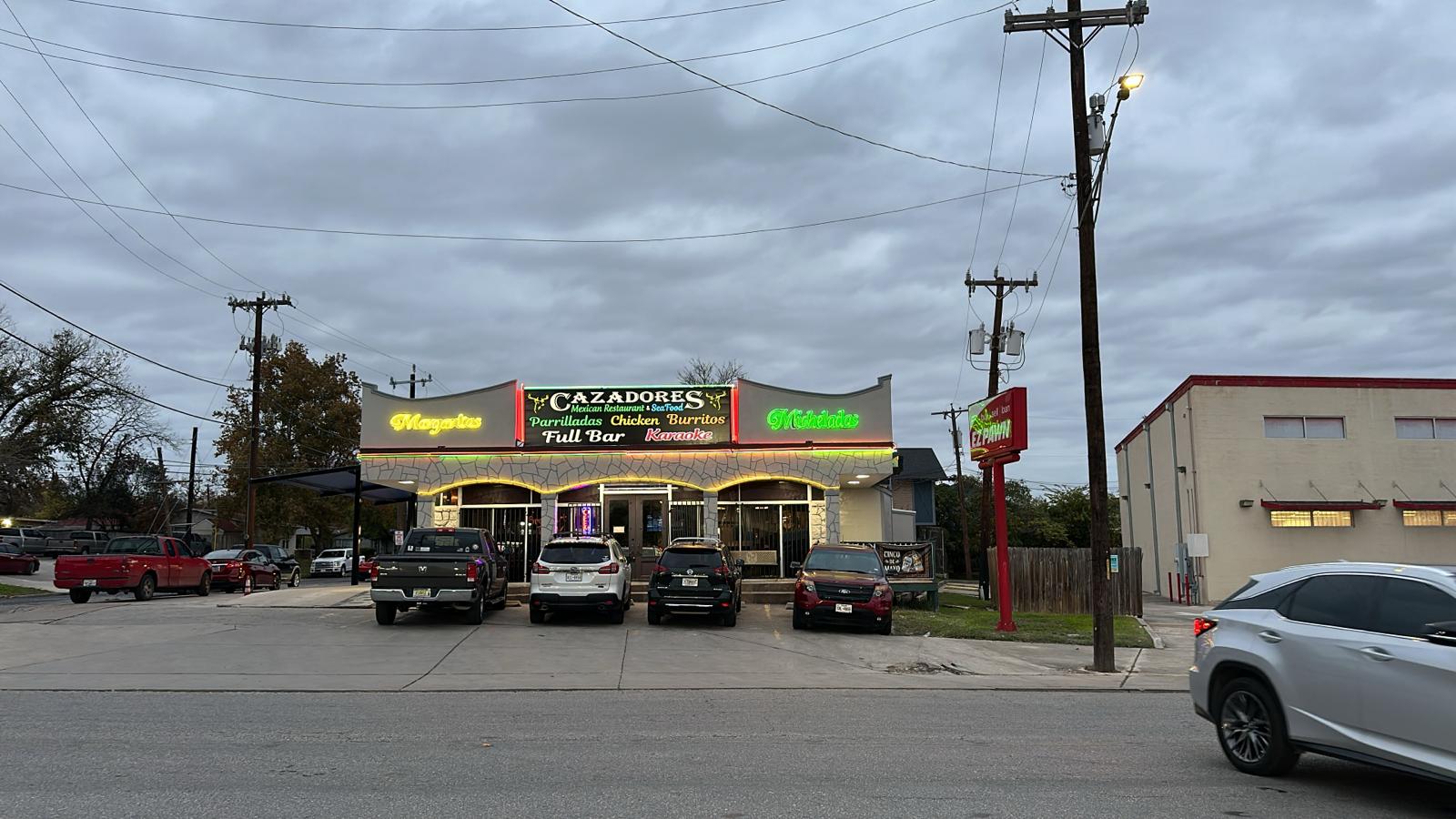 Taqueria Cazadores Mexican Food & Seafood