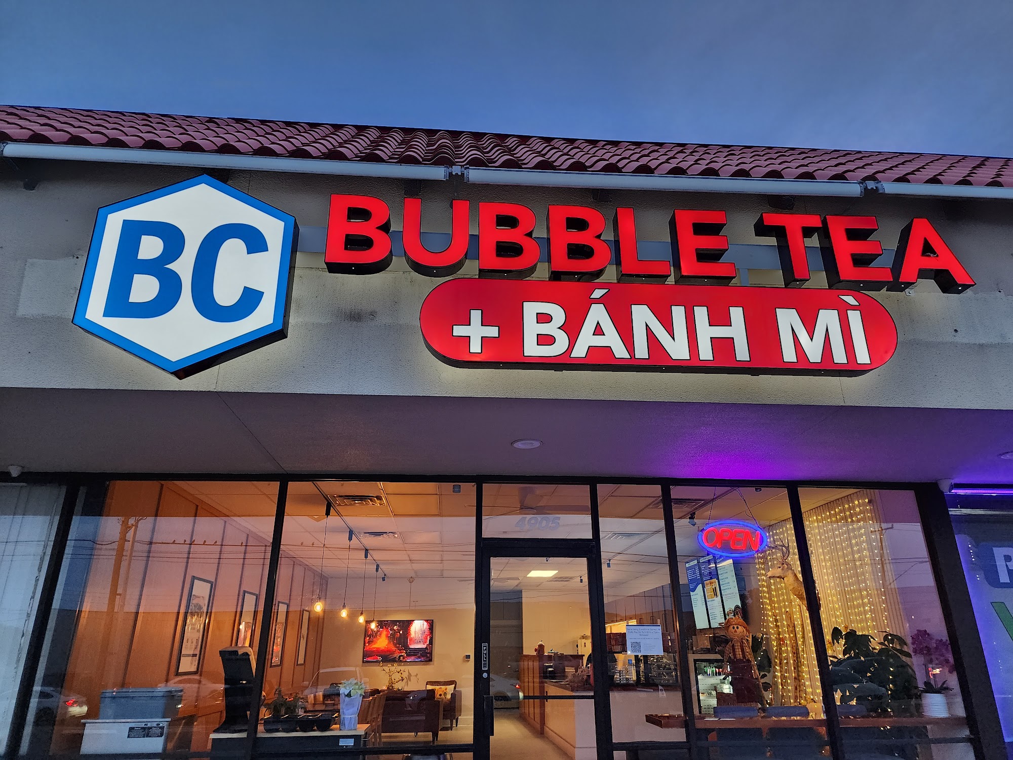 BC Bubble Tea and Bánh Mì