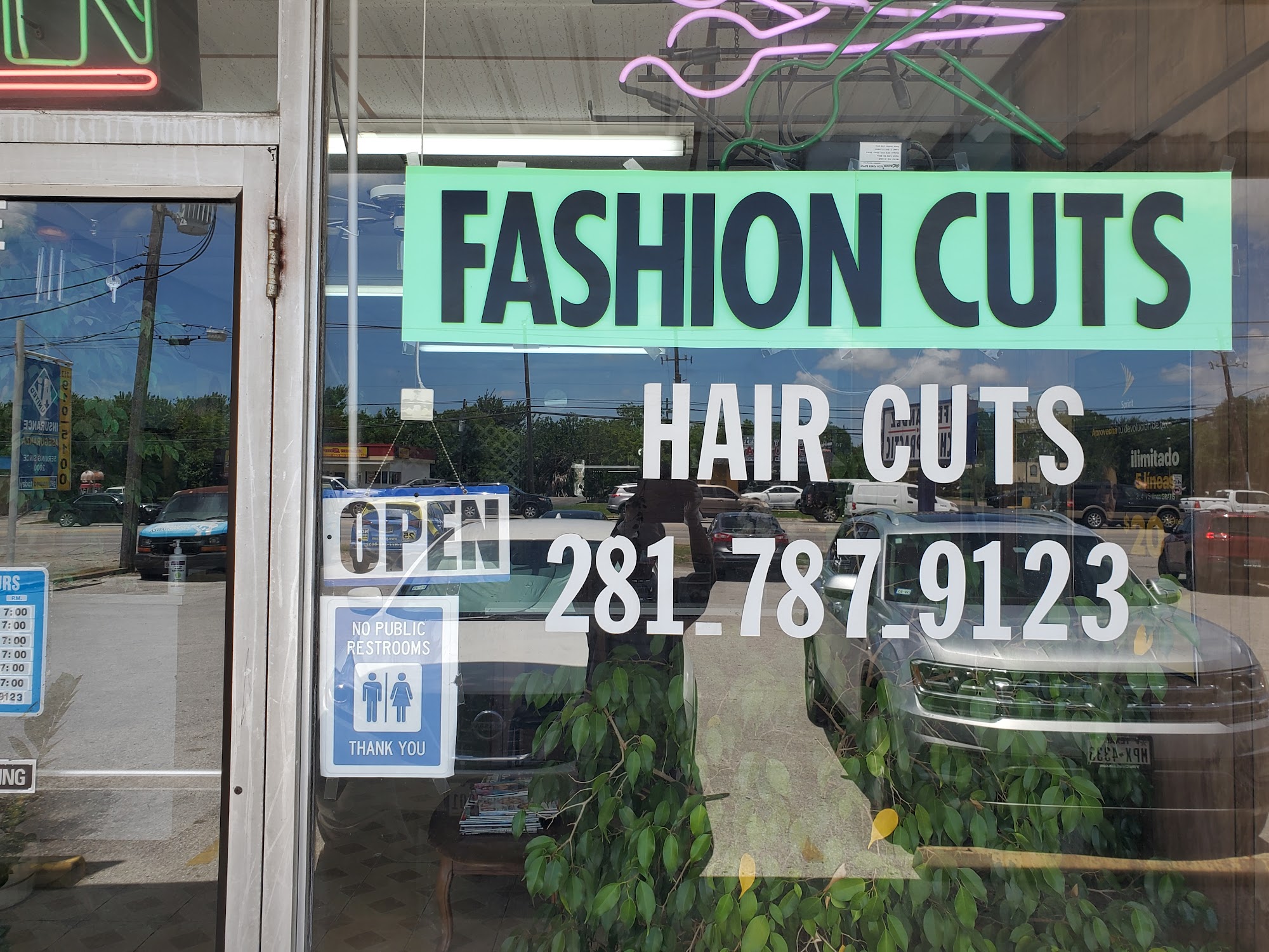 Fashion Cut 3400 Shaver St # B, South Houston Texas 77587