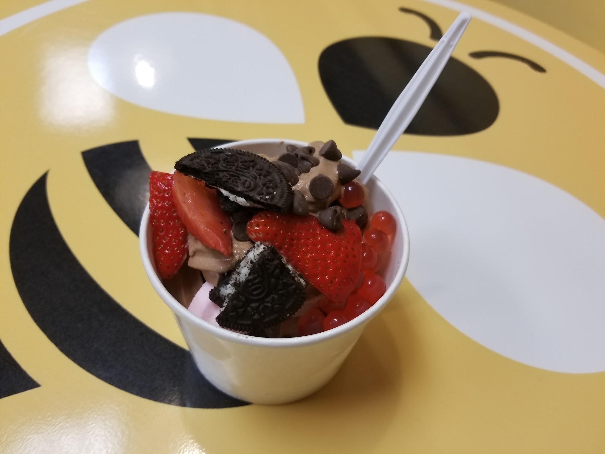 Chiller Bee Frozen Yogurt