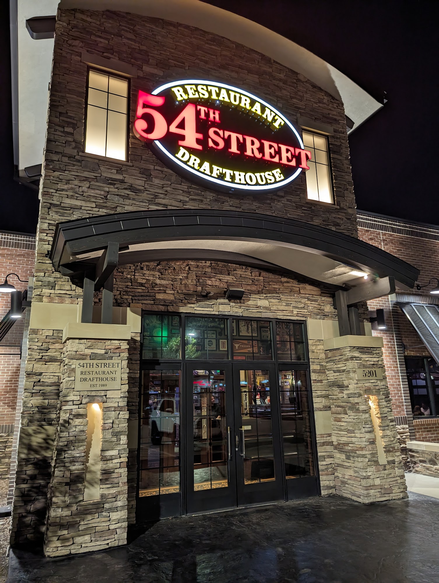 54th Street Restaurant & Drafthouse- The Colony