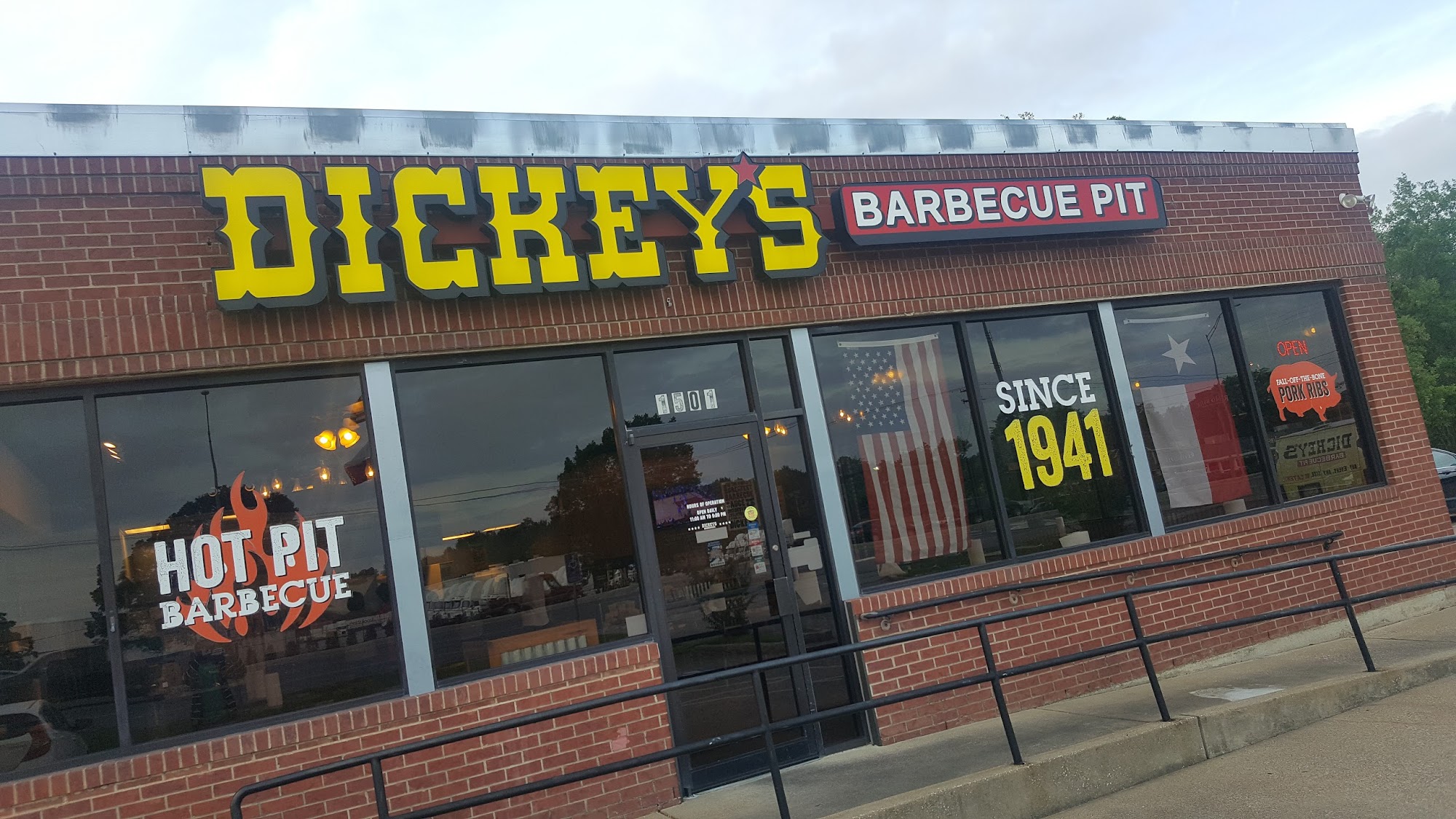 Dickey's Barbecue Pit