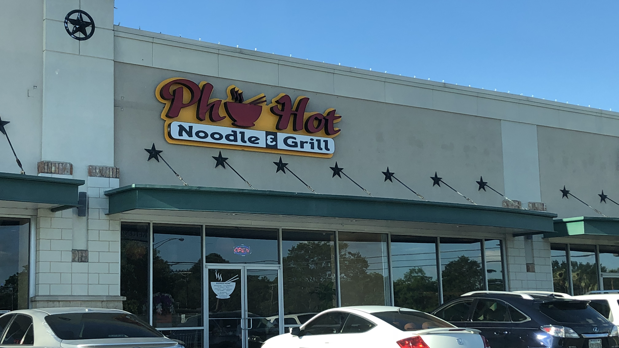 Phở Hot Noodle & Grill
