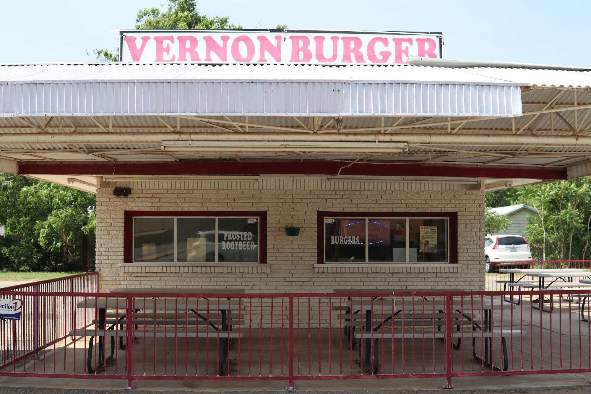 Vernon Burger 2330 Wilbarger St, Vernon, TX 76384