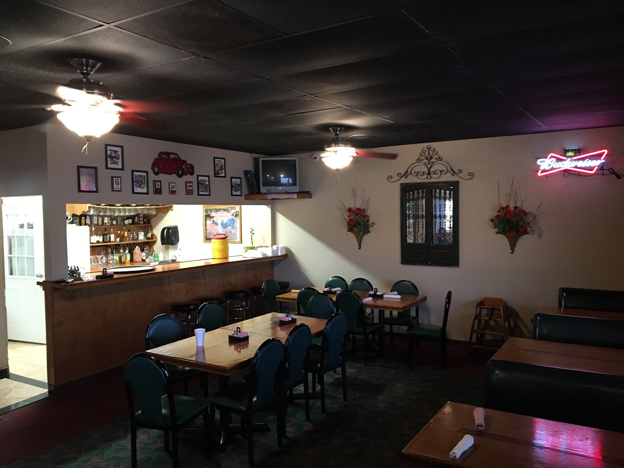 Las Flores Mexican Restaurant Inc