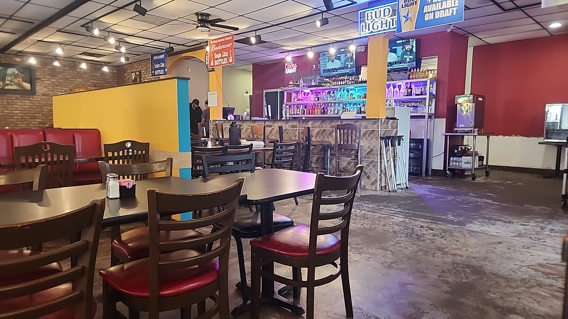 Pura Vida Mexican bar and grill