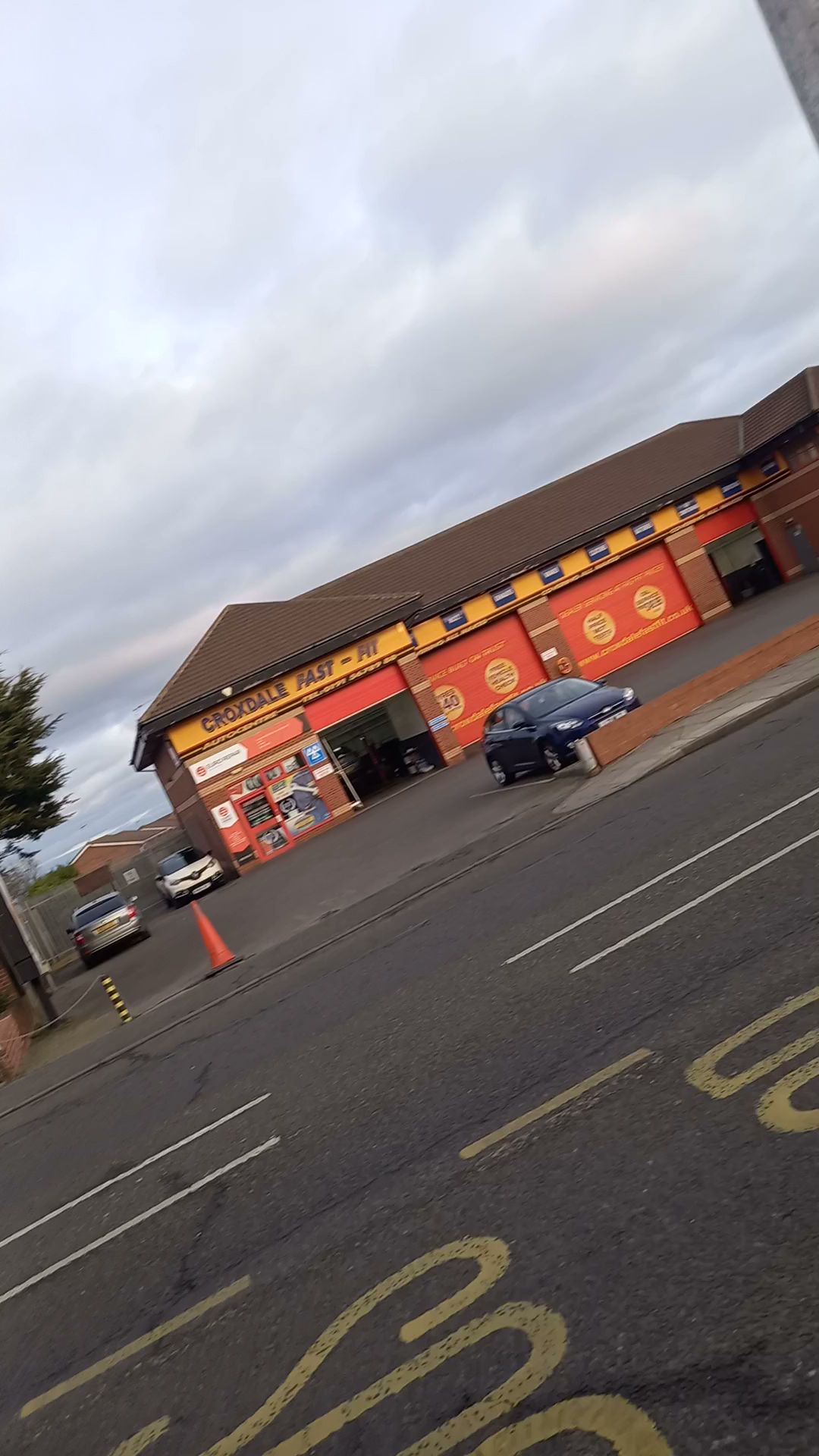 Croxdale Fast Fit Autocentre, Sunderland Sunderland