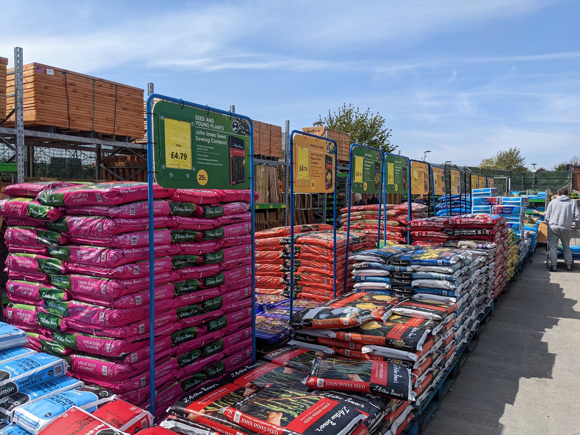 B&M Store with Garden Centre Wallsend