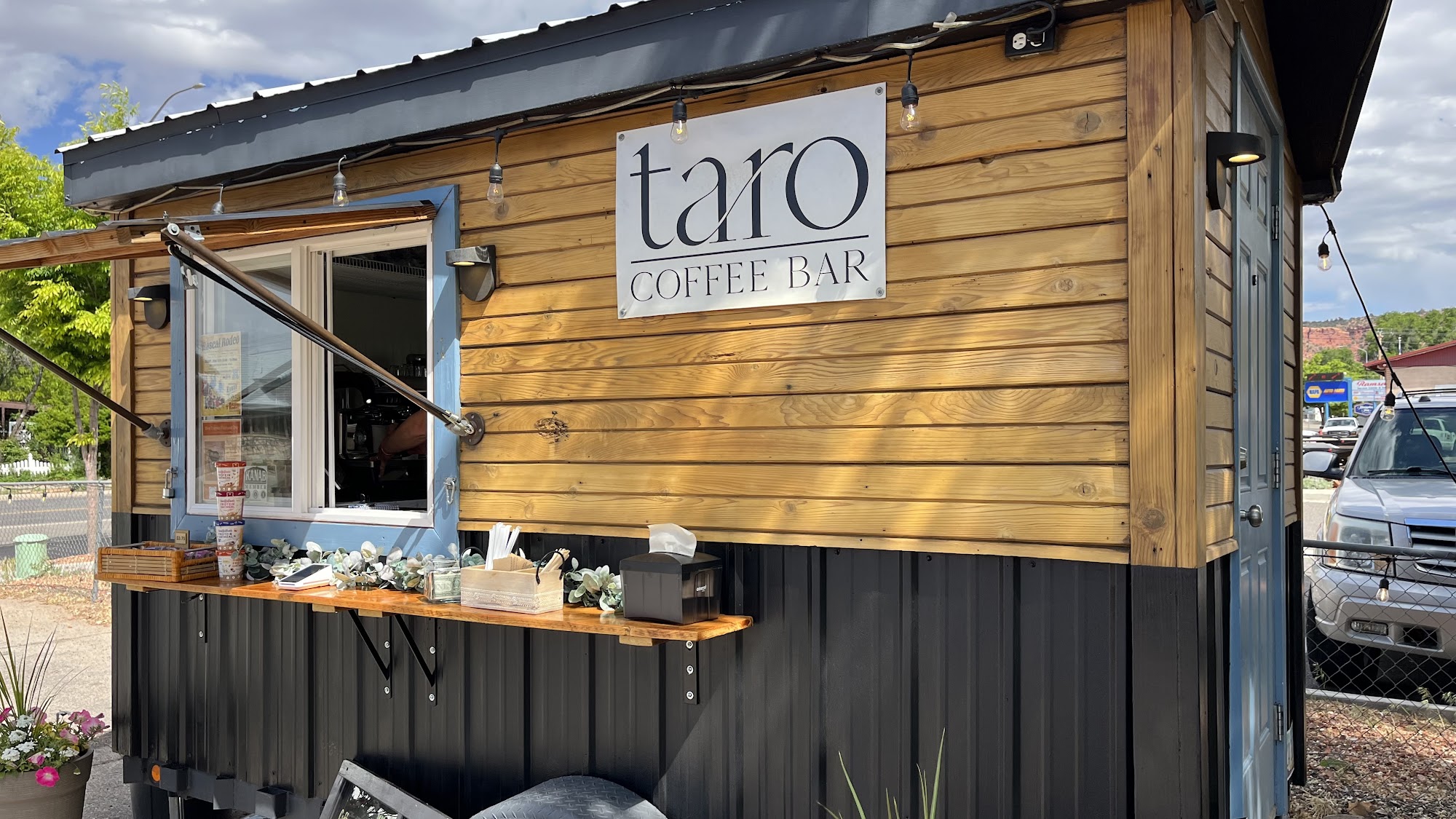 Taro Coffee Bar