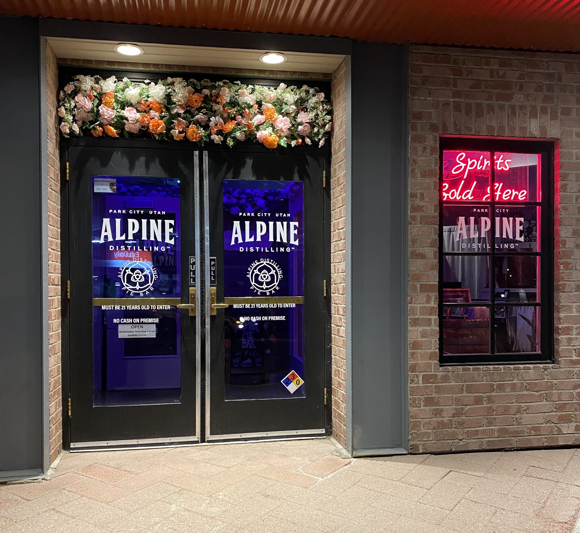 Alpine Distilling Bar