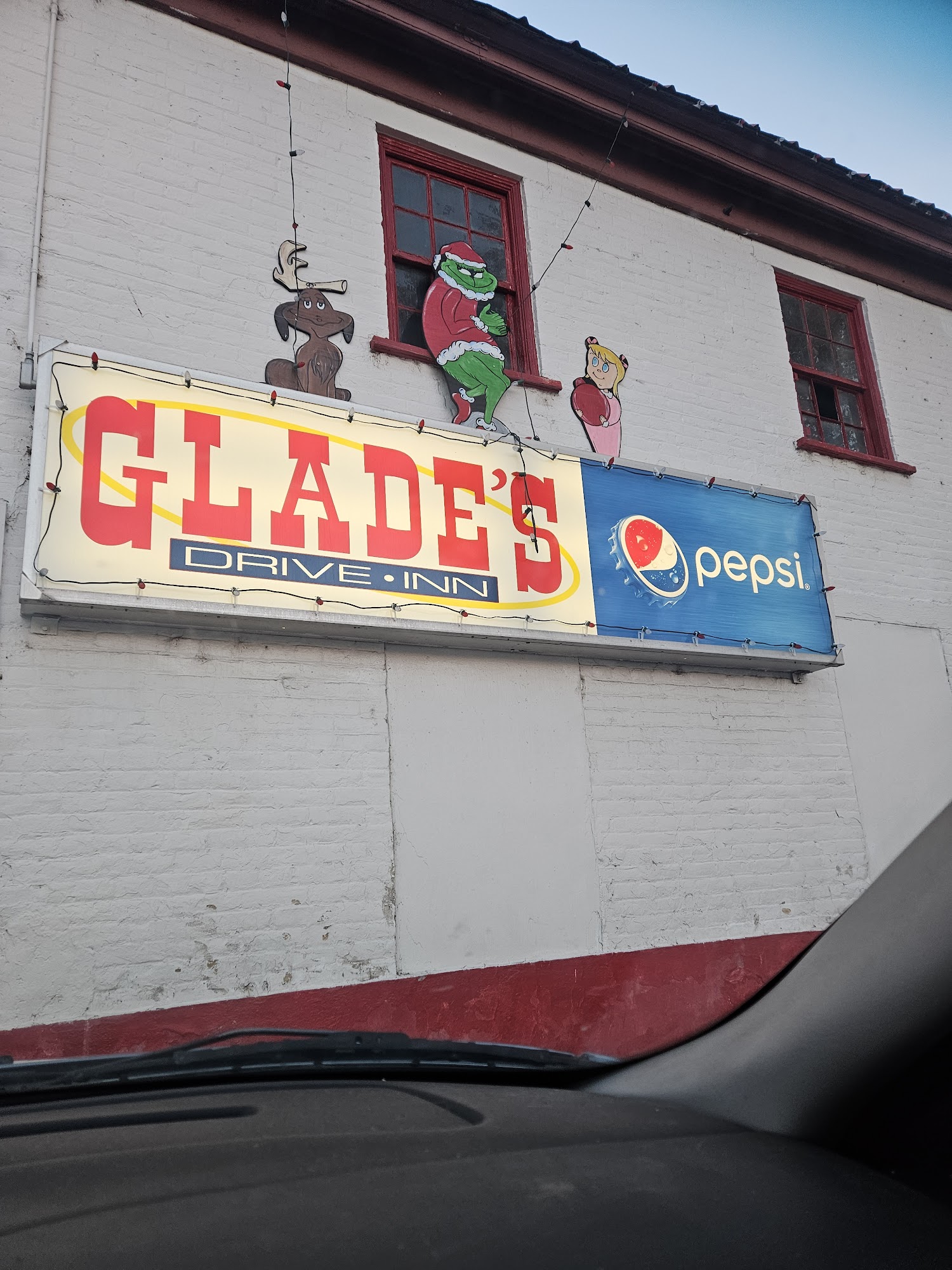 Glade's Drive Inn