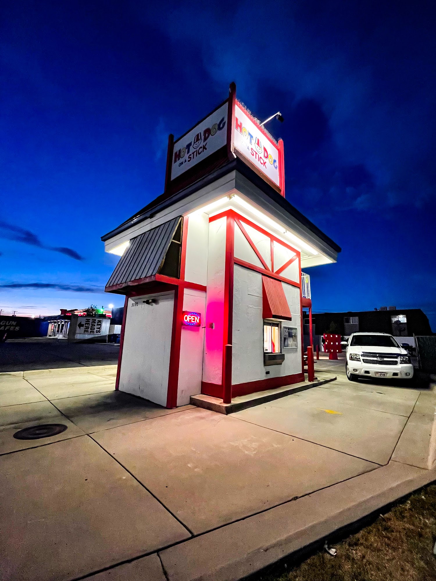 Hot Dog on a Stick DRIVE THRU