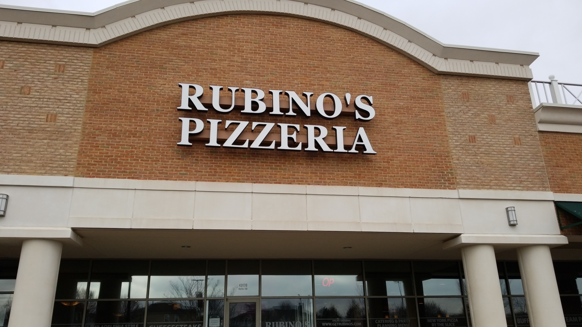 Rubino's Pizzeria