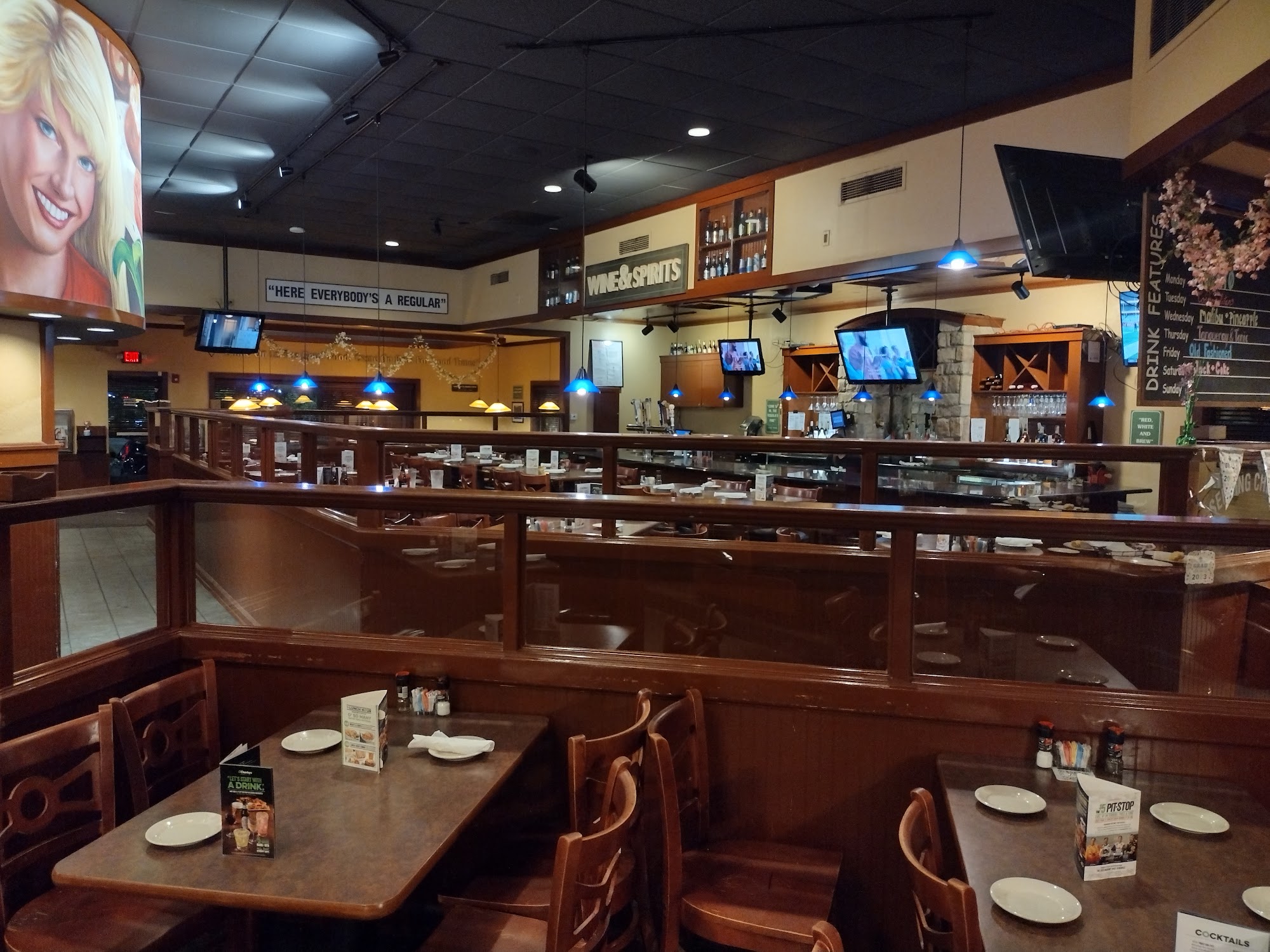 O'Charley's Restaurant & Bar