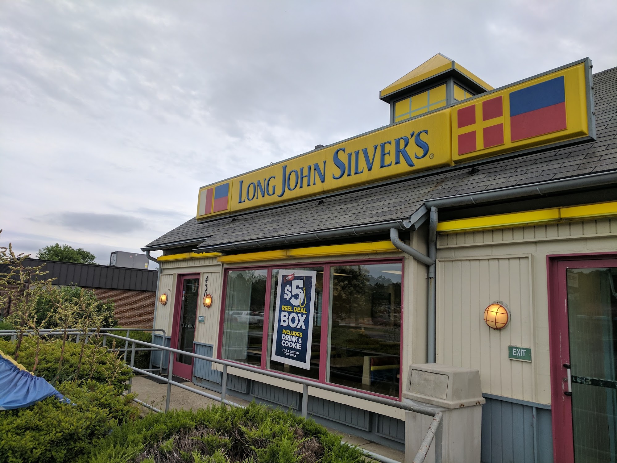 Long John Silver's