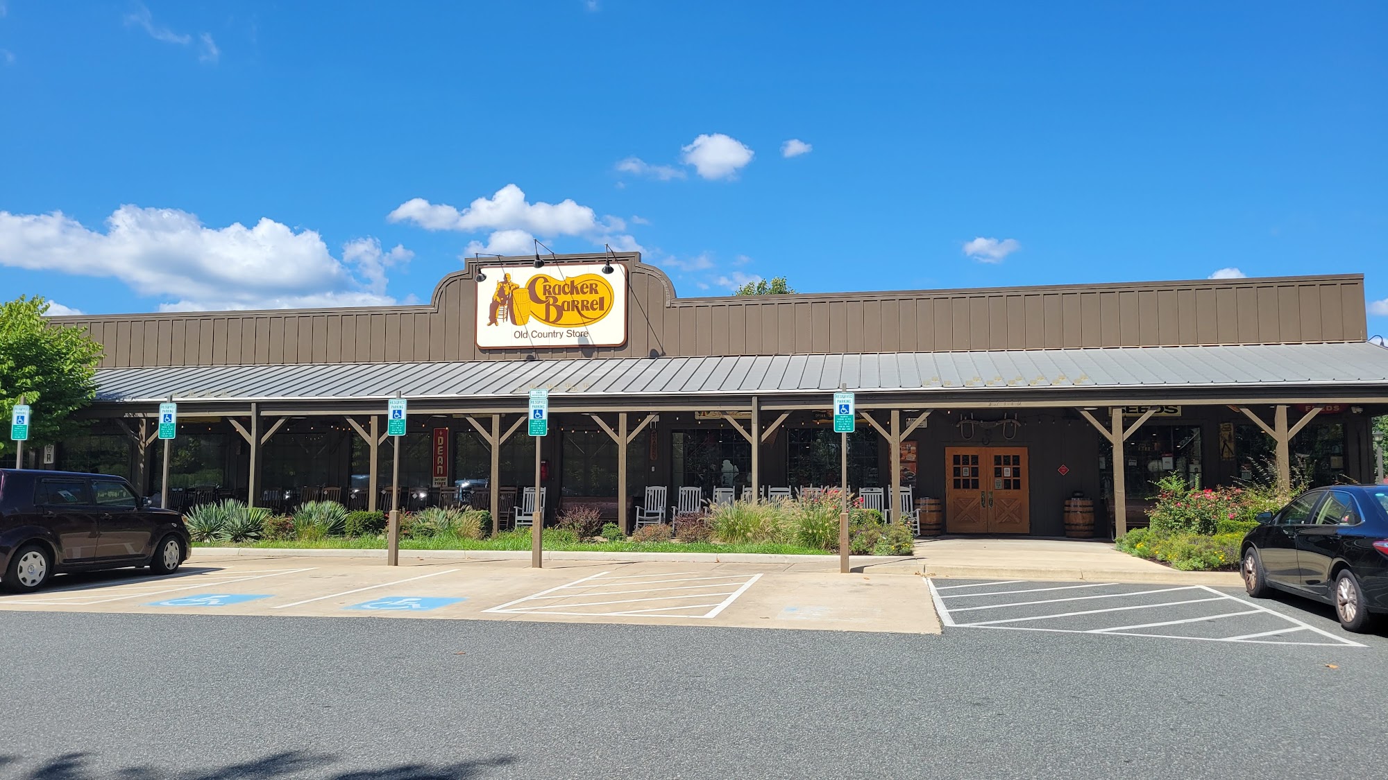 Cracker Barrel Old Country Store