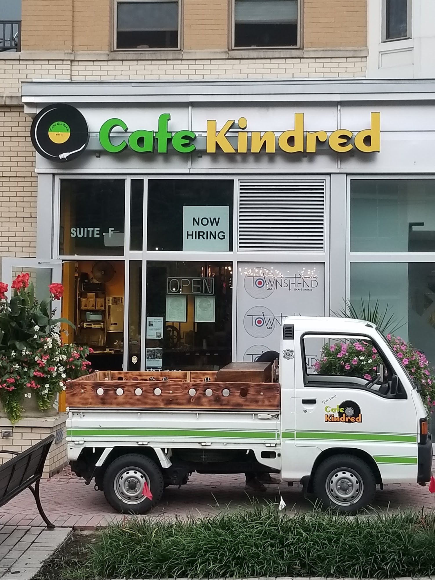 Cafe Kindred