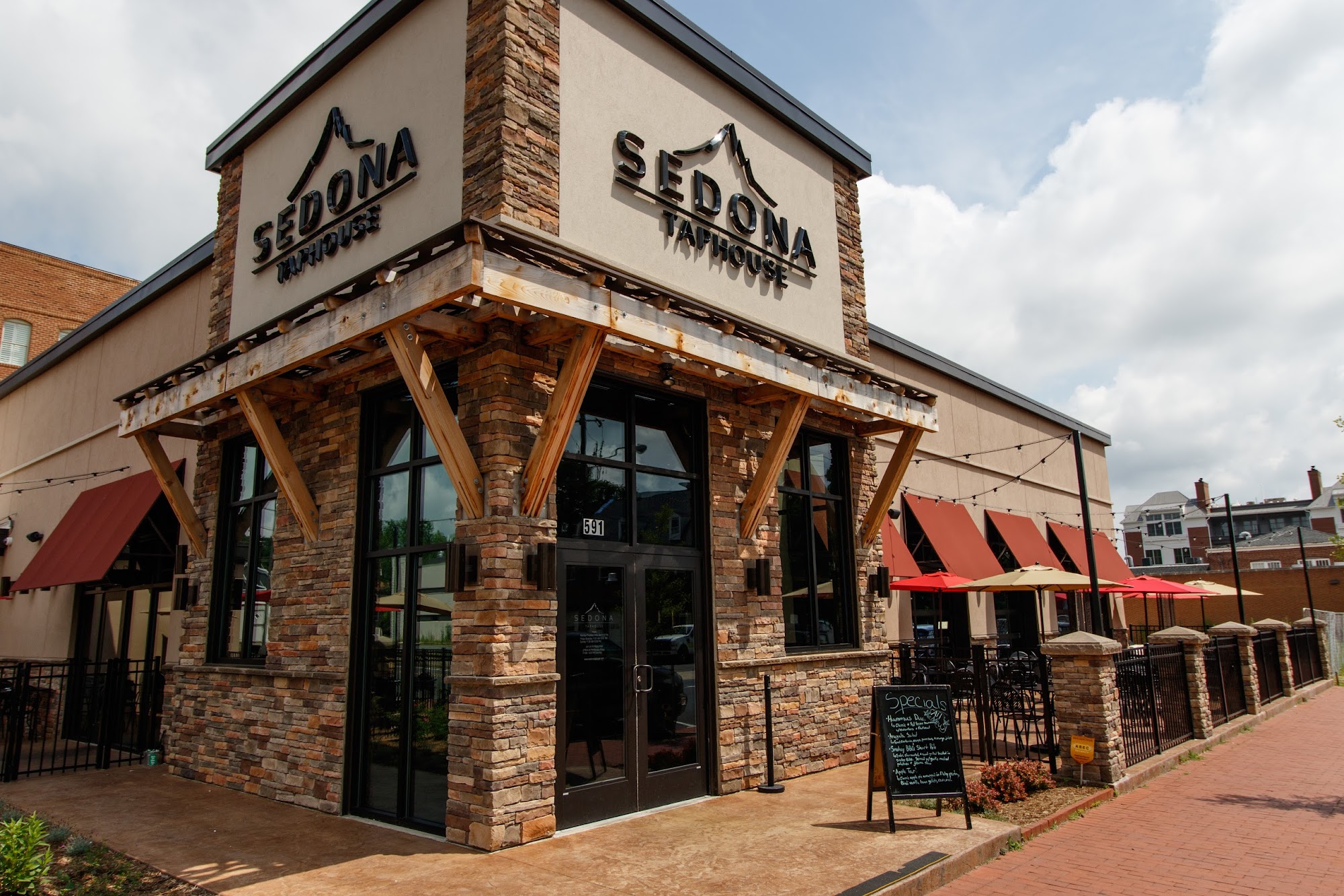 Sedona Taphouse