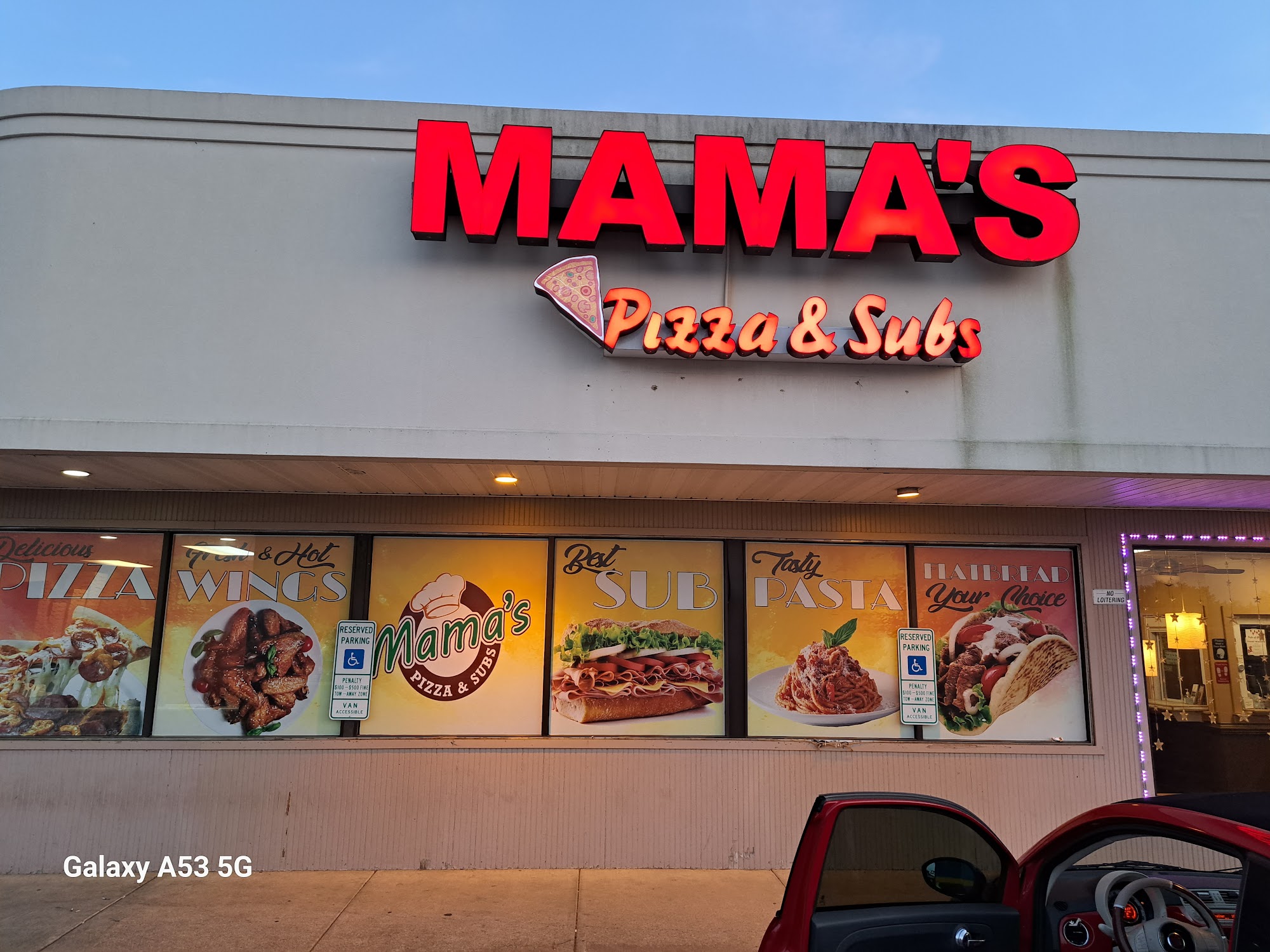 Mama's Pizza & Subs